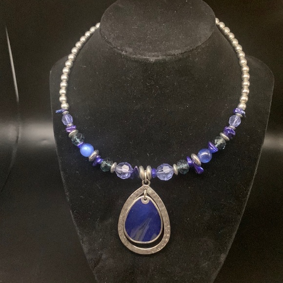 * - VINTAGE BLUE & SILVER GLASS/STONE CHOKER 16in - Picture 1 of 4